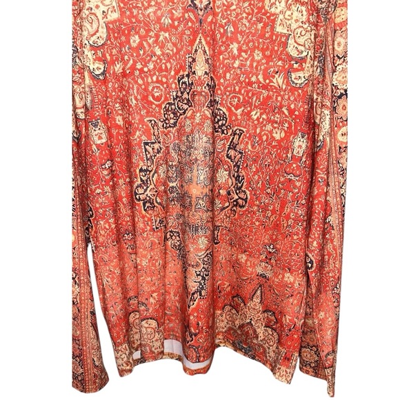 NWT EXCLUSIVE Watercolor Abstract print top, P2P:23.5”, L:26.5” - Picture 4 of 7